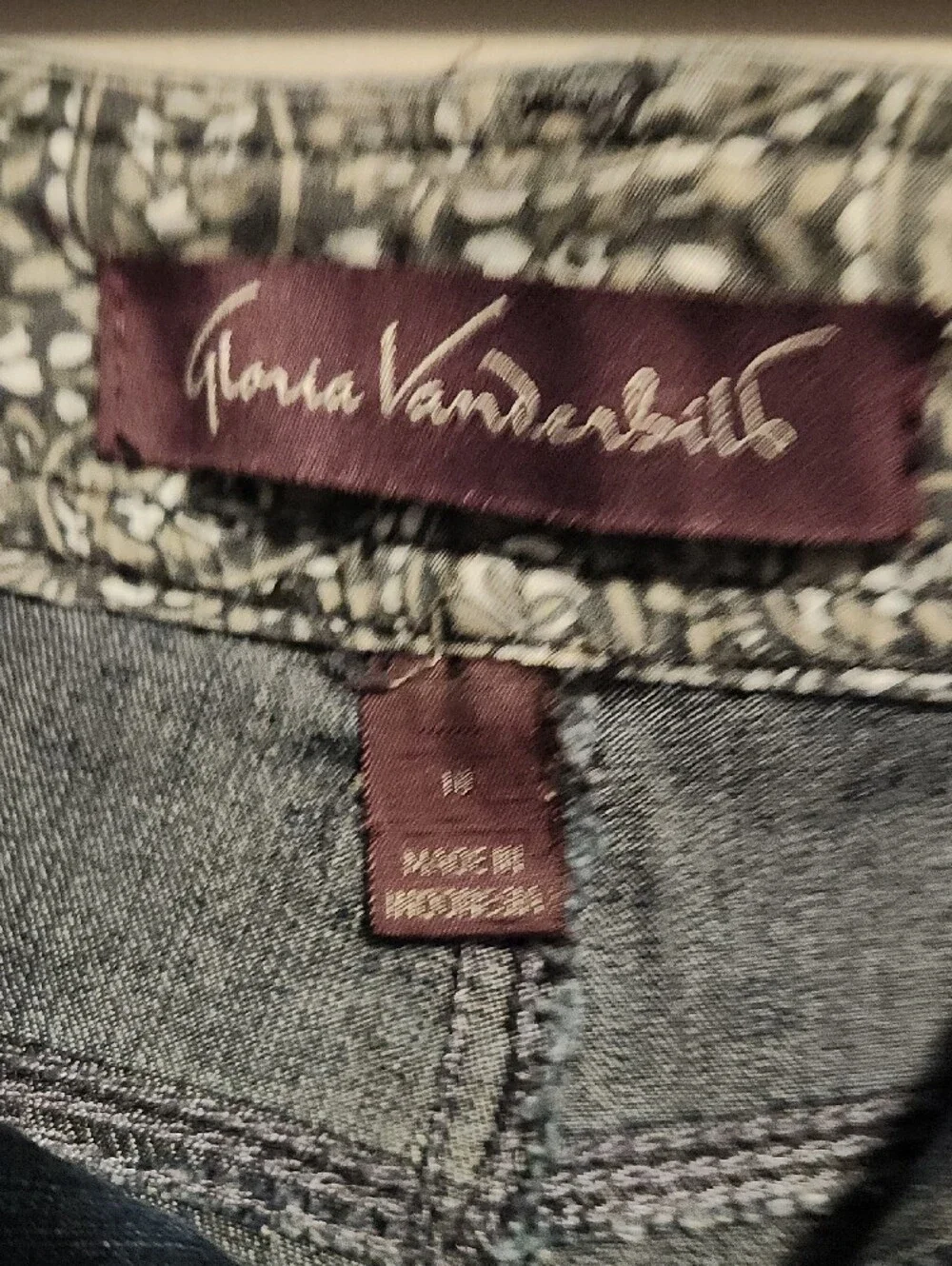 Gloria Vanderbilt Dark Blue Denim Cargo Shorts